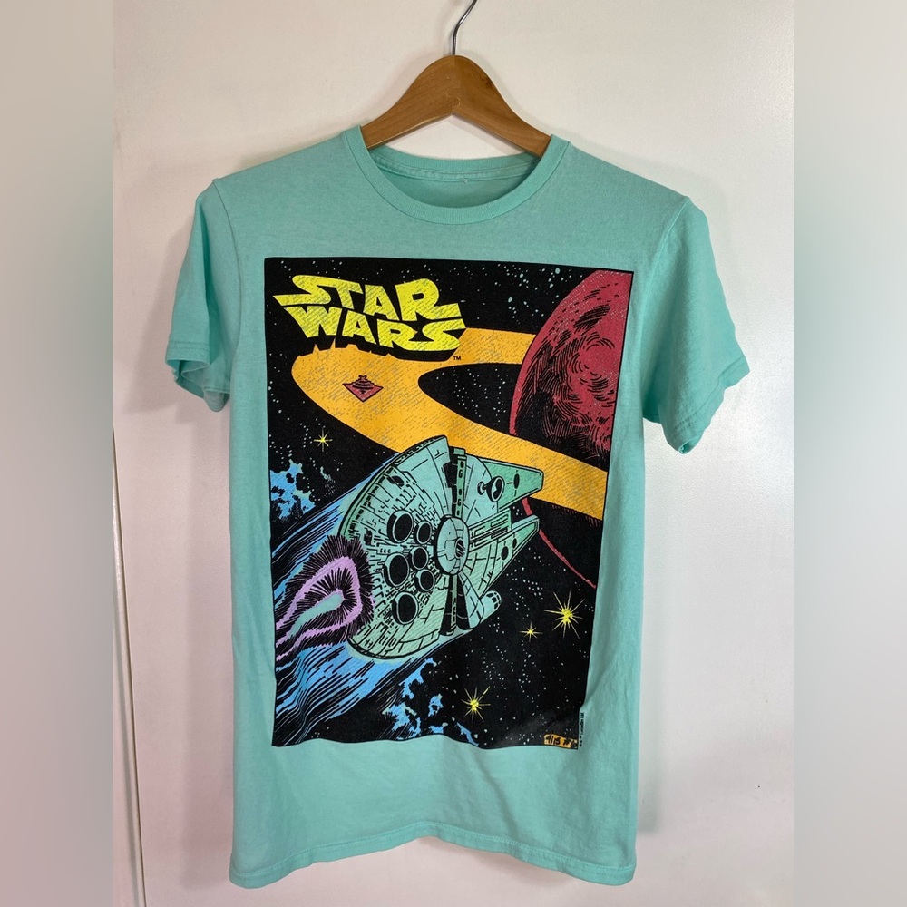 Men’s Size Small Light Green Star Wars Graphic T-Shirt